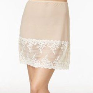 Wacoal Embrace Lace Half Slip Sand/Nude with Ivory Lace